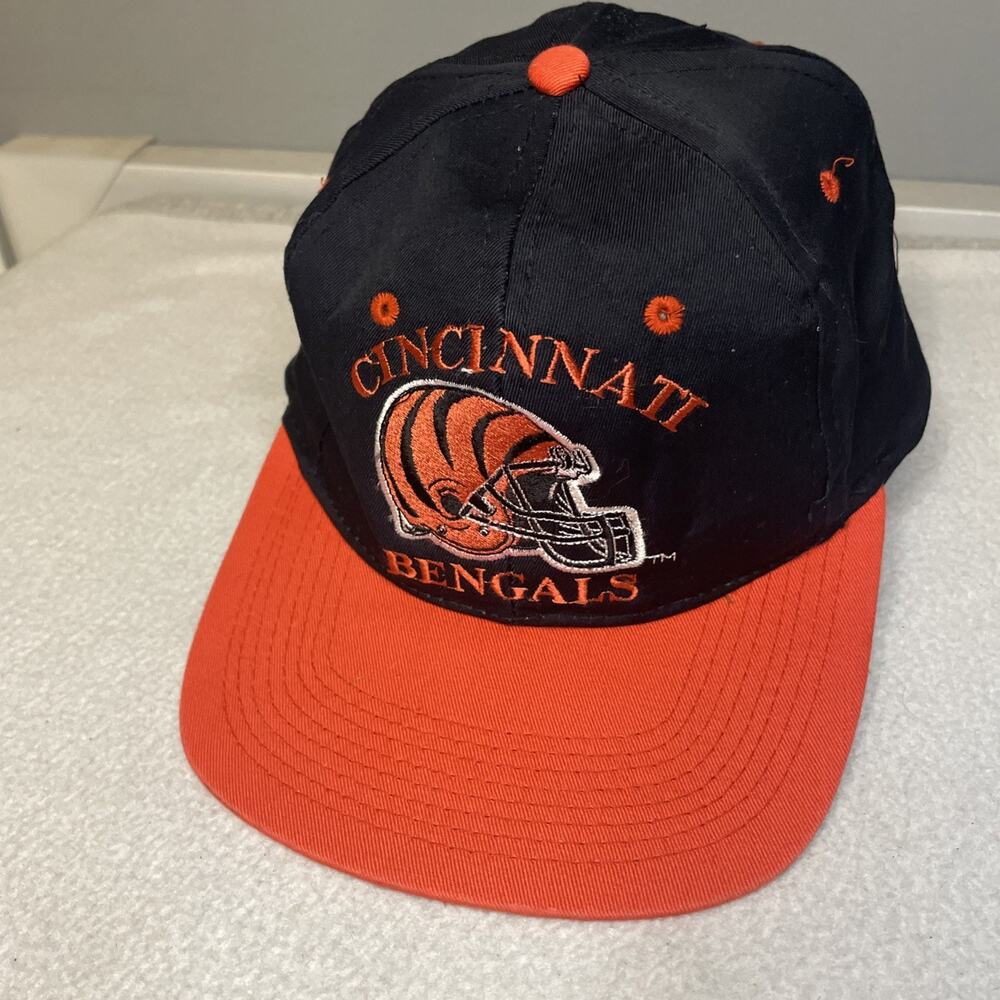 Vintage Cincinnati Bengals Hat AJD Snapback 90s NFL Football Helmet Logo Black